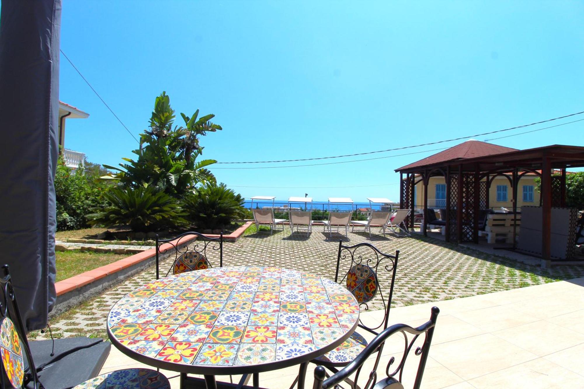 La Pace, Il Sole, Il Mare - Sanremo Casa Indipendente Vista Mare, Posto Auto Privato, Ampio Spazio Esterno Attrezzato, A Pochi Minuti Dalle Spiagge Экстерьер фото